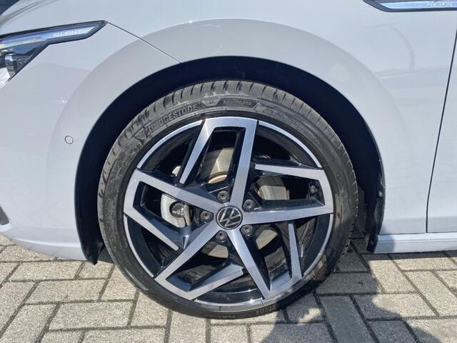 Volkswagen GOLF 1.5 eTSI STYLE CAMERA/MEMORY/NAVI/ACC/CARPLAY/STOELVERW