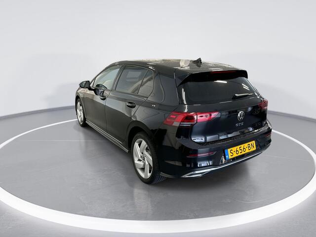 Volkswagen GOLF 1.4 245pk DSG eHybrid GTE · Apple/Android Car Play · Navi · Head-Up Display · P-Sensoren · Park Assist · 17'' Inch · Garantie T/m 20-01-2027 of 100.000km