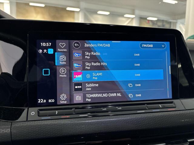 Volkswagen GOLF 1.4 245pk DSG eHybrid GTE · Apple/Android Car Play · Navi · Head-Up Display · P-Sensoren · Park Assist · 17'' Inch · Garantie T/m 20-01-2027 of 100.000km