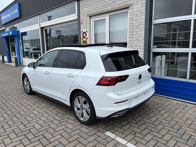 Volkswagen GOLF 1.4 eHybrid GTE / AUTOMAAT/ PANO/ LEDER/ MATRIX/ KEYLESS/ 18" LMV/ ADAPT. CRUISE/ STOEL-STUUR VERWARM./ NAVI/ APP-CONNECT