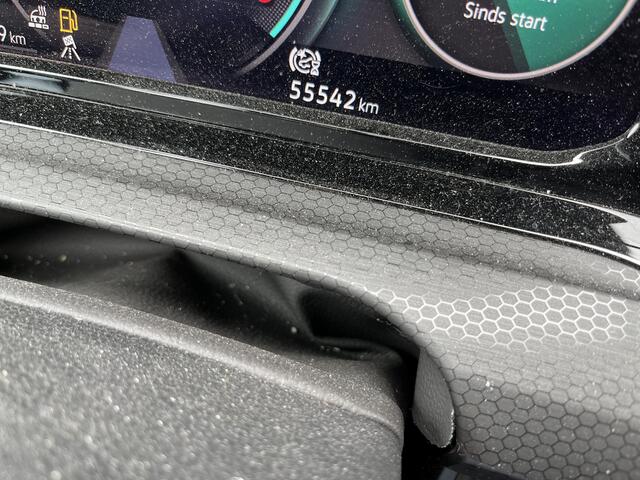 Volkswagen GOLF 1.4 eHybrid GTE / AUTOMAAT/ PANO/ LEDER/ MATRIX/ KEYLESS/ 18" LMV/ ADAPT. CRUISE/ STOEL-STUUR VERWARM./ NAVI/ APP-CONNECT