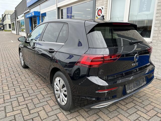 Volkswagen GOLF 1.4 eHybrid Style