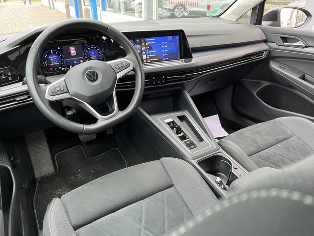 Volkswagen GOLF 1.4 eHybrid Style