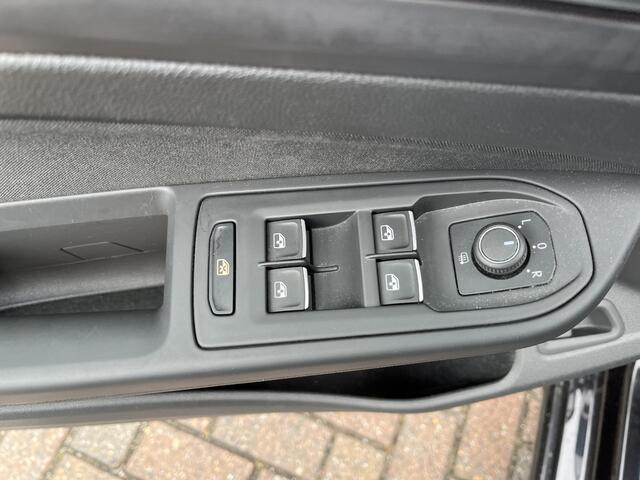 Volkswagen GOLF 1.4 eHybrid Style