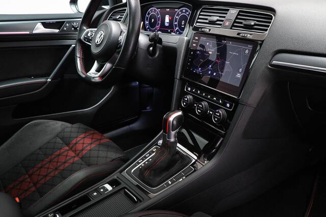 Volkswagen GOLF 2.0 TSI GTI TCR | PANORAMADAK | DAB | CAMERA | 19"