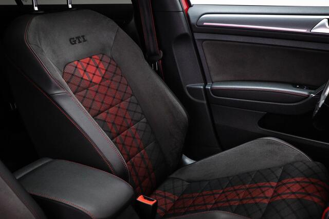 Volkswagen GOLF 2.0 TSI GTI TCR | PANORAMADAK | DAB | CAMERA | 19"