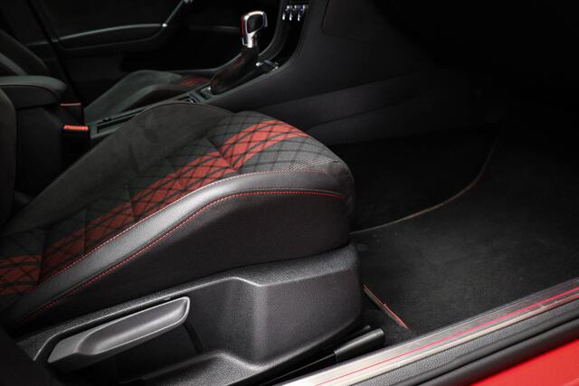 Volkswagen GOLF 2.0 TSI GTI TCR | PANORAMADAK | DAB | CAMERA | 19"