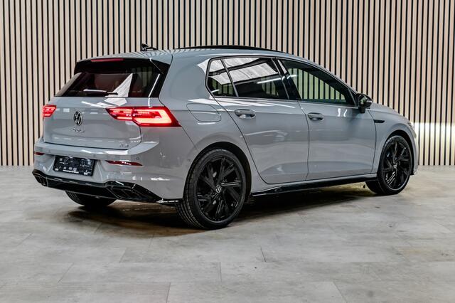 Volkswagen GOLF 1.5 eTSI R-Line HUD|HarmanKardon|PANO|ACC