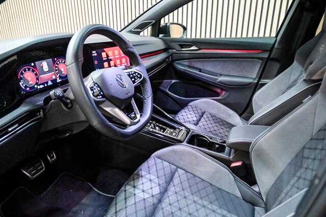 Volkswagen GOLF 1.5 eTSI R-Line HUD|HarmanKardon|PANO|ACC