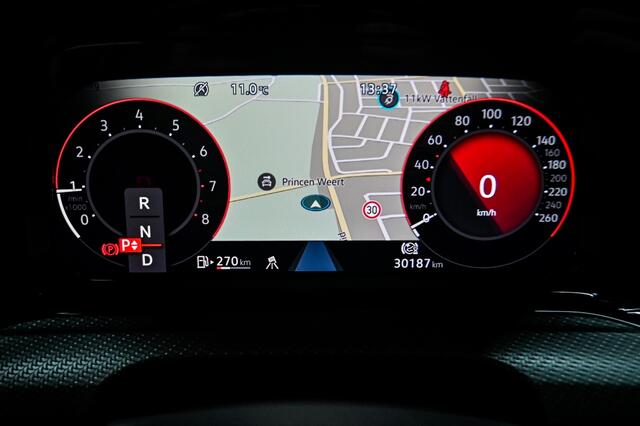 Volkswagen GOLF 1.5 eTSI R-Line HUD|HarmanKardon|PANO|ACC