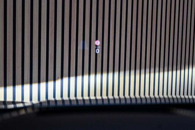 Volkswagen GOLF 1.5 eTSI R-Line HUD|HarmanKardon|PANO|ACC