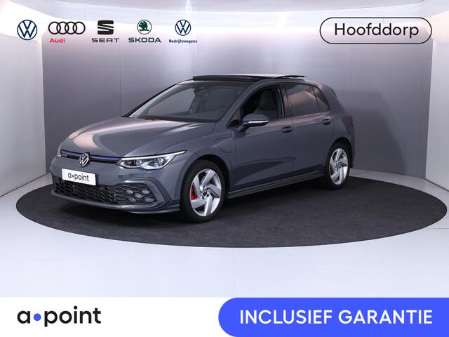 Volkswagen GOLF 1.4 eHybrid GTE 245 pk Automaat (DSG) | Navigatie | Panoramadak | Parkeersensoren | Adaptieve cruise control | Stoelverwarming |