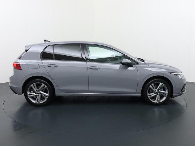 Volkswagen GOLF 1.5 eTSI Highline Nardo