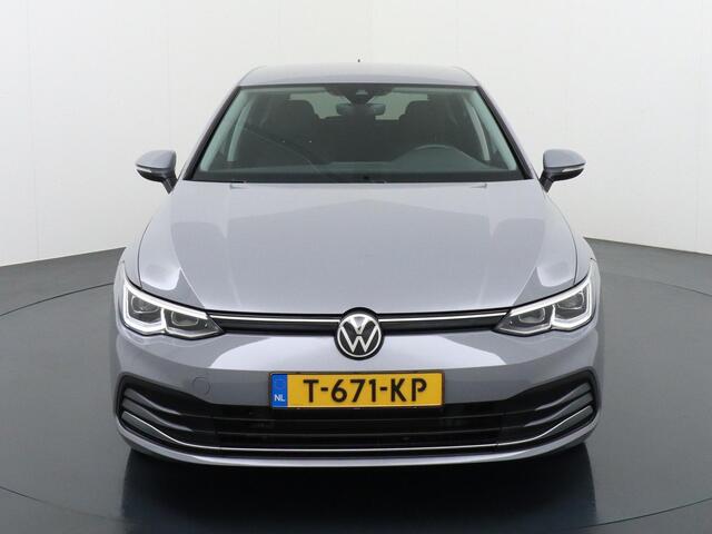 Volkswagen GOLF 1.5 eTSI Highline Nardo