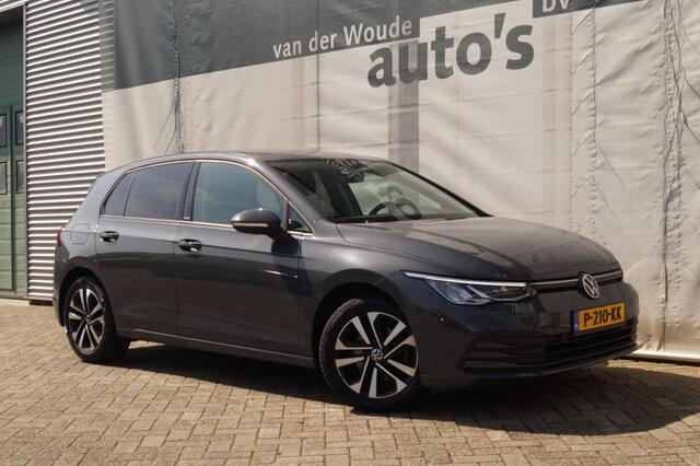 Volkswagen GOLF 2.0 TDI Life United -LED-ECC-DAB-NAVI-PDC-