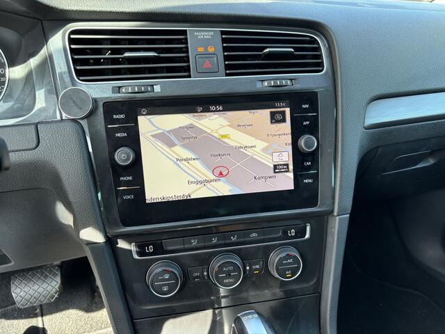 Volkswagen GOLF 1.0 TSI Comfortline Business AUTOMAAT / NAVI / CLIMA / PDC / BLUETOOTH / CRUISE / CARPLAY / NL-AUTO