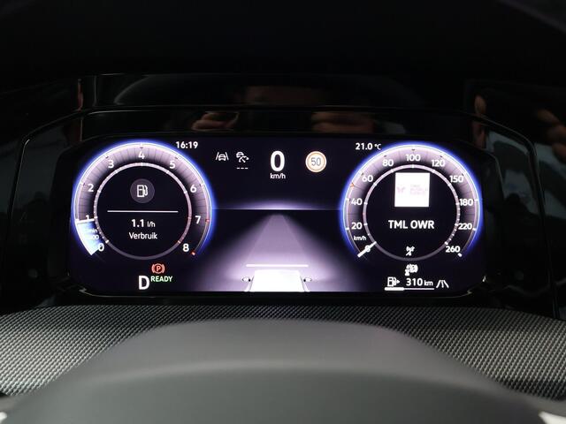 Volkswagen GOLF 8 R-Line-Edition 1.5 eTSI 85 kW / 116 pk Hatchback 7 versn. DSG | LED Matrix | Assistance Plus |