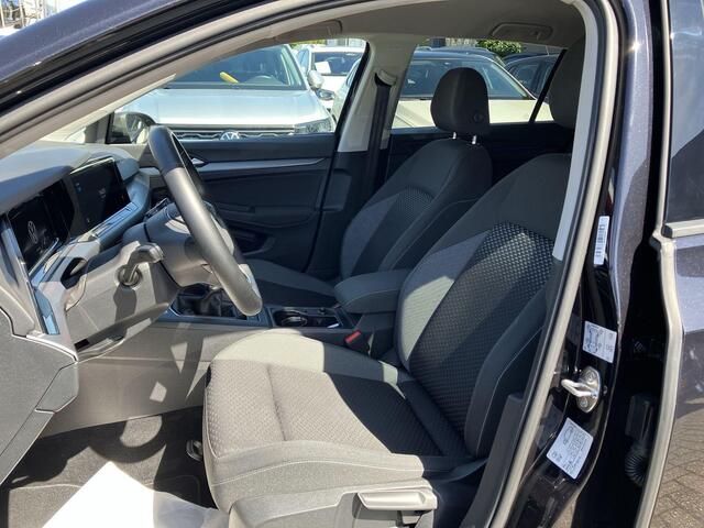 Volkswagen GOLF 1.5 Tsi 150pk Life · Apple/Android Car Play · Navi · P-Sensoren · ACC · DAB · 16'' Inch · Garantie t/m 21-12-2026 of 100.000km