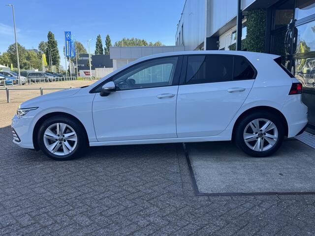 Volkswagen GOLF 1.5 TSI 130PK Life | Ambient | Carplay | Lounge