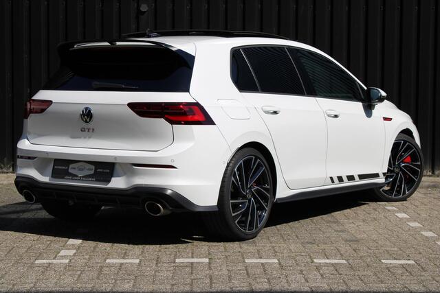 Volkswagen GOLF 2.0 TSI GTI CLUBSPORT HARMAN KAR HUD PANO IQLIGHT