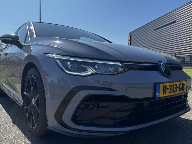 Volkswagen GOLF 1.5 eTSI R-Line Bns+ Pano