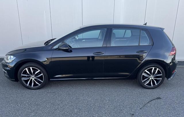 Volkswagen GOLF 1.5 TSI Highline / NAVI / LM VELGEN / CARPLAY / DSG /