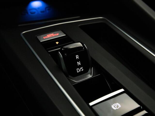 Volkswagen GOLF GTE 1.4 eHybrid 245 pk Automaat | LED Plus | Adaptieve cruise | Navigatie |