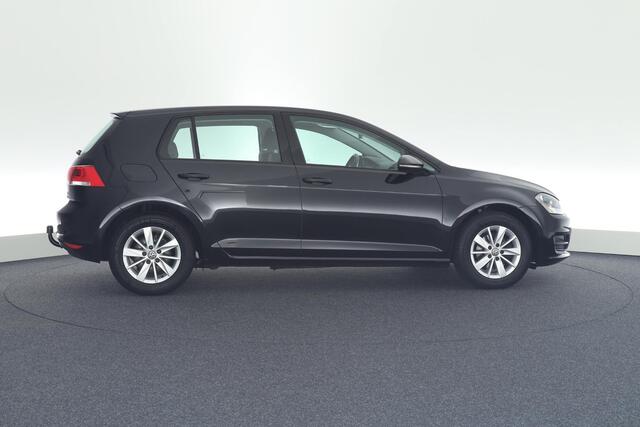 Volkswagen GOLF 1.2 TSI 110pk Trendline Trekhaak Cruise Control Climate Control