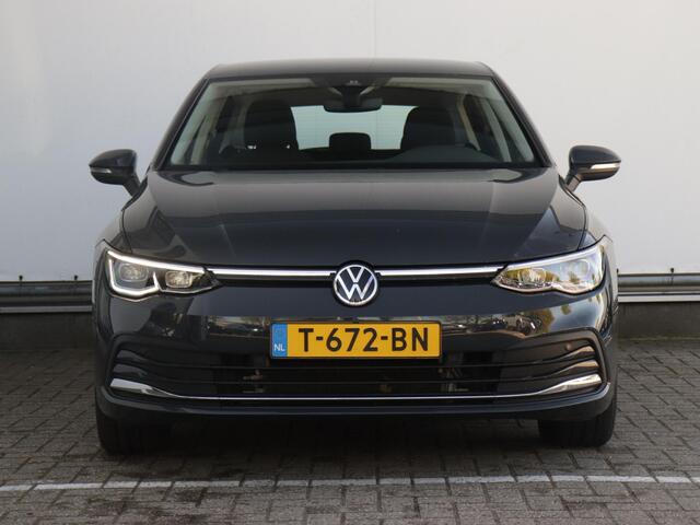 Volkswagen GOLF 1.4 eHybrid Style | Elektrisch verstalbare stoelen | Stoel & Stuurverwarming |