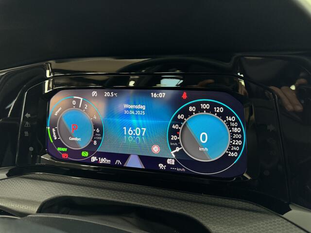 Volkswagen GOLF 1.4 eHybrid GTE 245PK / Pano / HUD / Camera