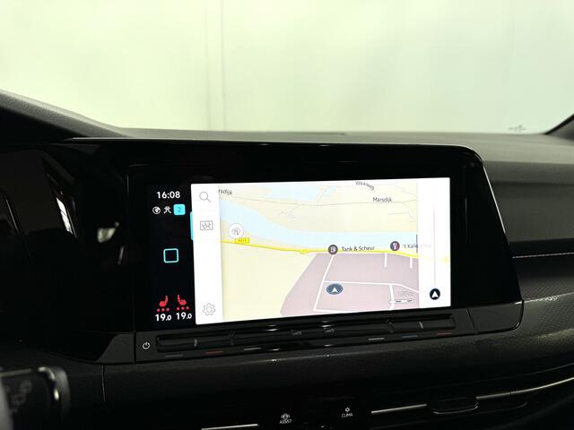 Volkswagen GOLF 1.4 eHybrid GTE 245PK / Pano / HUD / Camera