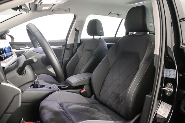 Volkswagen GOLF Variant Life Business 1.5 TSI 130pk Adaptive cruise control, Navigatie, Parkeersensoren, Stuurwiel verwarmd, App connect, LED verlichting, Stoelverwarming, DAB, Radio, Bluetooth