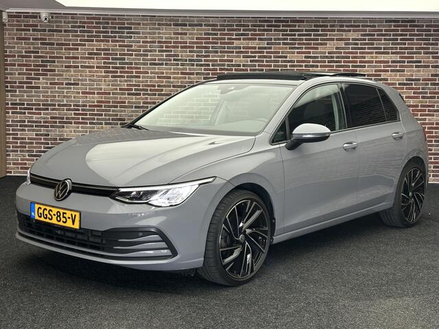 Volkswagen GOLF 1.0 eTSI Life Business Panorama Virtual Automaat Stoelverwarming Sfeer