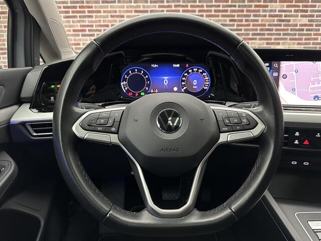 Volkswagen GOLF 1.0 eTSI Life Business Panorama Virtual Automaat Stoelverwarming Sfeer
