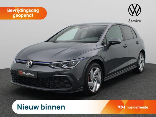 Volkswagen GOLF 1.4 eHybrid GTE 245PK DSG Adaptieve Cruise Controle, Achteruitrijcamera, Side Assist, Keyless, Matrix-LED Verlichting, Navi, Stoel-Stuurverwarming, Trekhaak, 17" LM Velgen