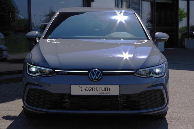 Volkswagen GOLF 1.4 eHybrid GTE 245 PK PHEV, Winterpakket, Carplay, Adap. Cruise Control, Sfeerverlichting