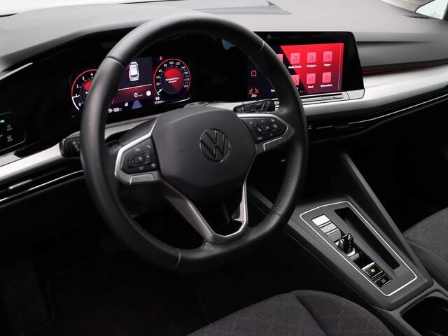 Volkswagen GOLF Variant 1.5 eTSI Life Business | 1400kg Trekvermogen | Stuur en Stoelverwarming | Getint Glas | Trekhaak Wegklapbaar |