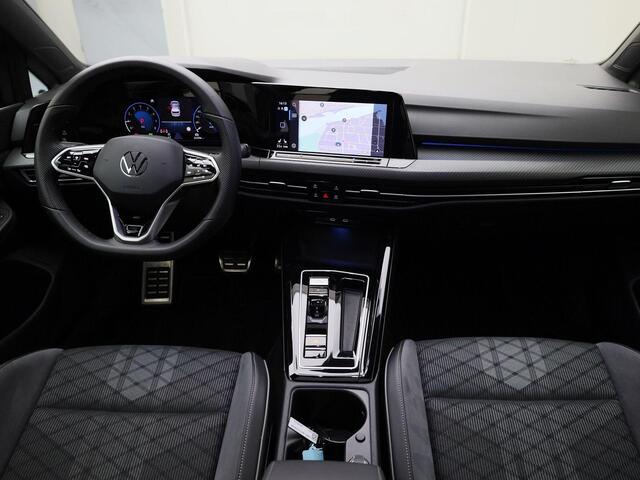 Volkswagen GOLF 1.5eTSI/150PK R Line Blackstyle DSG · Panoramadak · Navigatie · Camera + Parkeersensoren · Garantie tot februari 2026