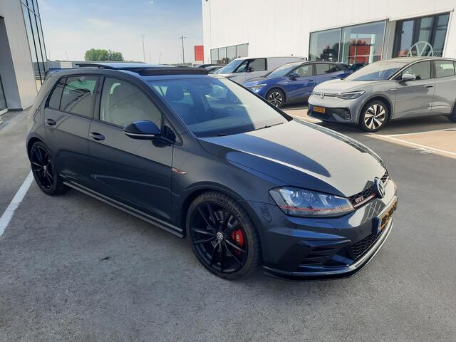 Volkswagen GOLF 2.0 TSI GTI Clubsport | panoramadak | 19" | Nieuw binnen