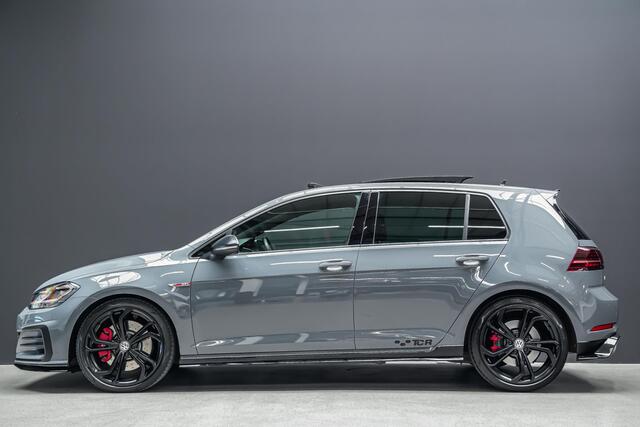 Volkswagen GOLF GTI TCR 2.0 290pk TSI |Akrapovic|virtual cockpit|lederen sportstoelen|panoramadak|Dynaudio|Aero pakket|camera|LED-verlichting|adaptive cruise control|19"|