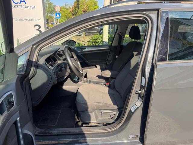 Volkswagen GOLF Variant 1.4 TSI Connected Series