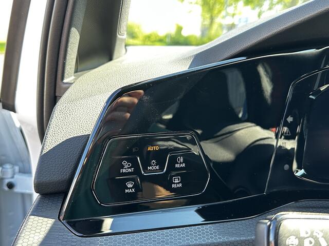 Volkswagen GOLF 2.0 TSI GTI Clubsport |300PK|IQ LIGHT|SFEER|CARPLAY|BLACK PACK|+++