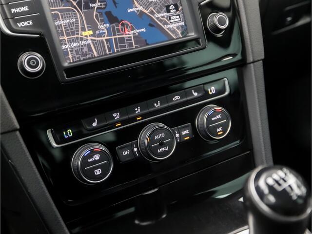 Volkswagen GOLF 1.4 TSI Sport (NAVIGATIE, CLIMATE, STOELVERWARMING, LM VELGEN, SPORTSTOELEN, GETINT GLAS, CRUISE, PARKEERSENSOREN, NIEUWE APK, NIEUWSTAAT)