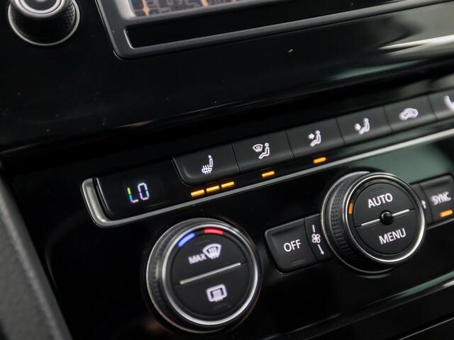 Volkswagen GOLF 1.4 TSI Sport (NAVIGATIE, CLIMATE, STOELVERWARMING, LM VELGEN, SPORTSTOELEN, GETINT GLAS, CRUISE, PARKEERSENSOREN, NIEUWE APK, NIEUWSTAAT)