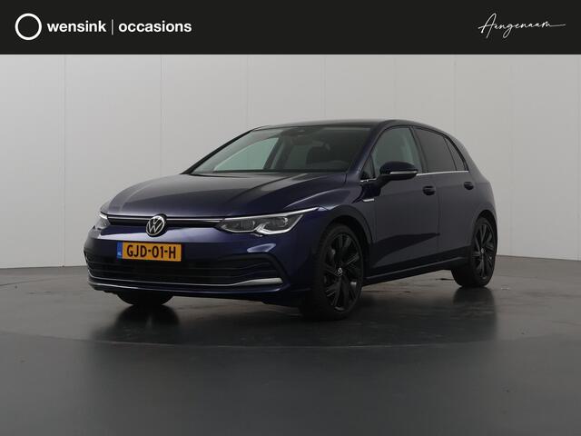 Volkswagen GOLF 1.5 eTSI Style | Trekhaak | Panoramadak | Matrix led | Navigatie | Stoelverwarming | Keyless Go | Parkeersensoren |