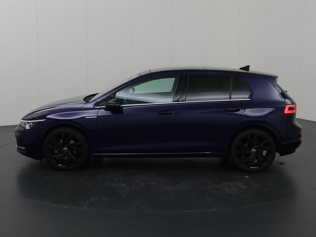 Volkswagen GOLF 1.5 eTSI Style | Trekhaak | Panoramadak | Matrix led | Navigatie | Stoelverwarming | Keyless Go | Parkeersensoren |