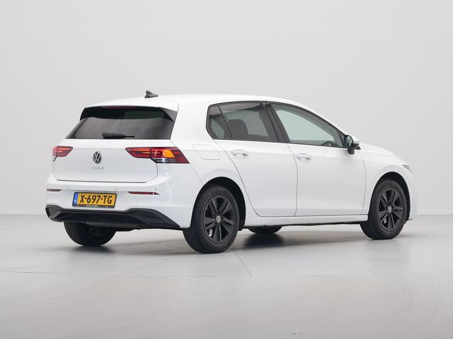Volkswagen GOLF 1.0 TSI 110pk Life Business Navigatie Memory Stoelverwarming Acc 99