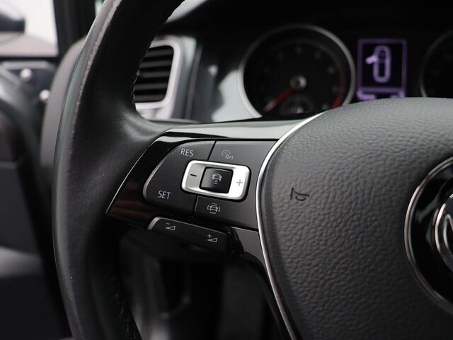 Volkswagen GOLF Variant 115pk TSI Comfortline | Navigatie | Parkeersensoren voor en achter | Adaptief cruise control | Climate control |