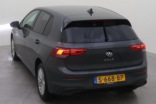 Volkswagen GOLF 1.0 TSI Life Business /Metallic/ Digitale Cockpit/ / Led/ Keyless Start/ Style Int. / Mem. stoel/ Camera/ Clima/ Navi/ Parkeersensoren/ 16 lmv
