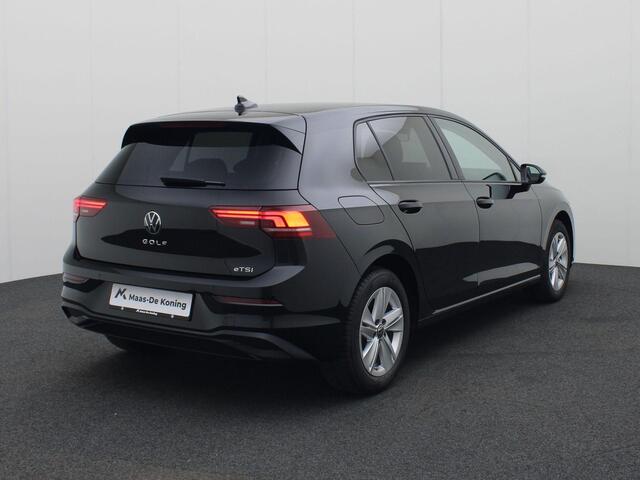 Volkswagen GOLF 1.5eTSI/116PK Life Edition DSG · Navigatie · Parkeersensoren · Stoel-& stuurverwarming · Garantie tot juli 2026